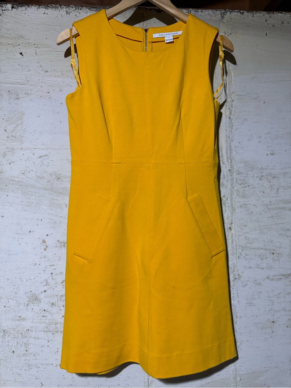 DVF Diane Von Furstenberg Viscose Blend Dress Size 4 Carpreena Mini Sleeveless